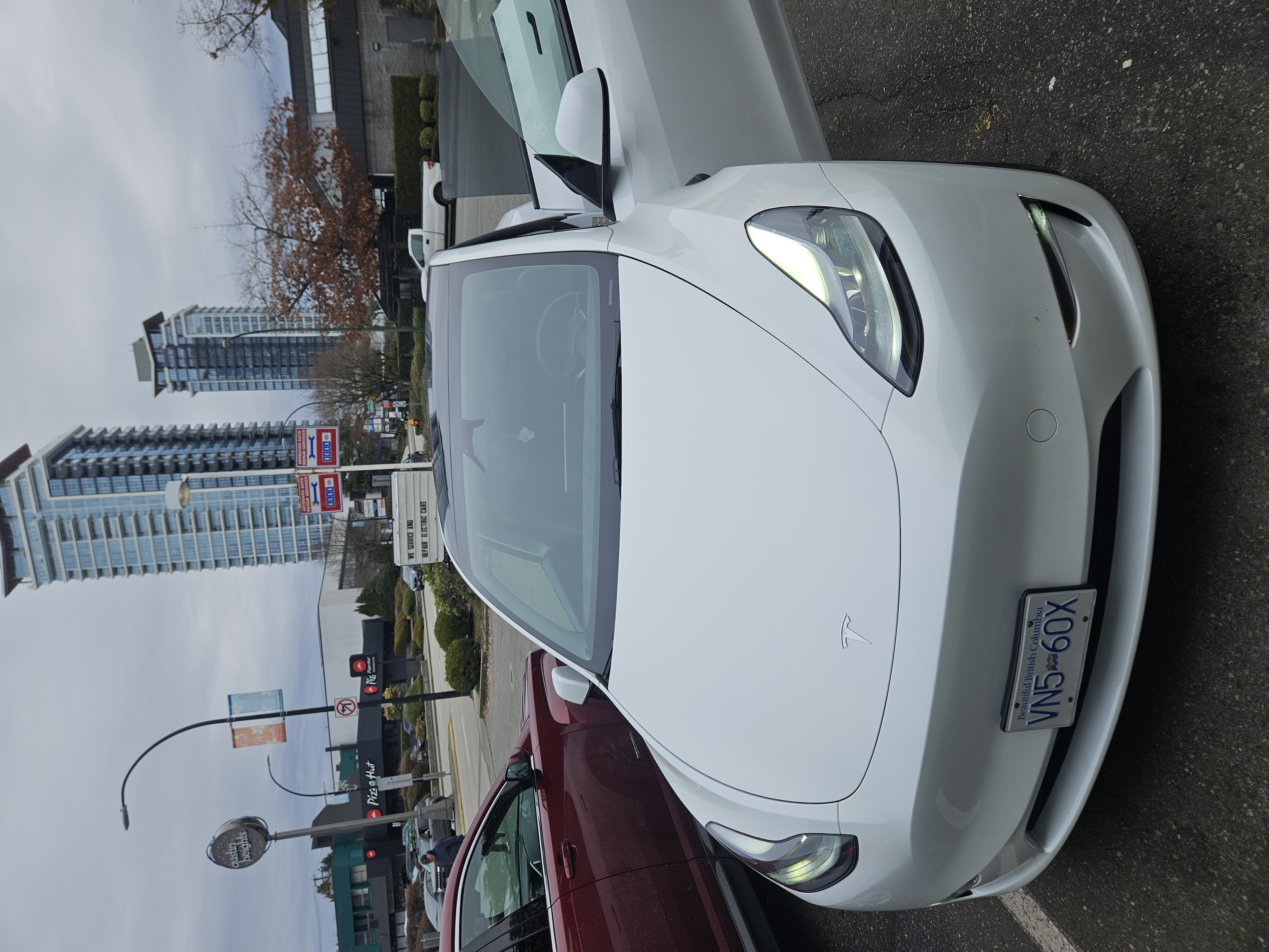 2024 Tesla Model Y Long Range AWD