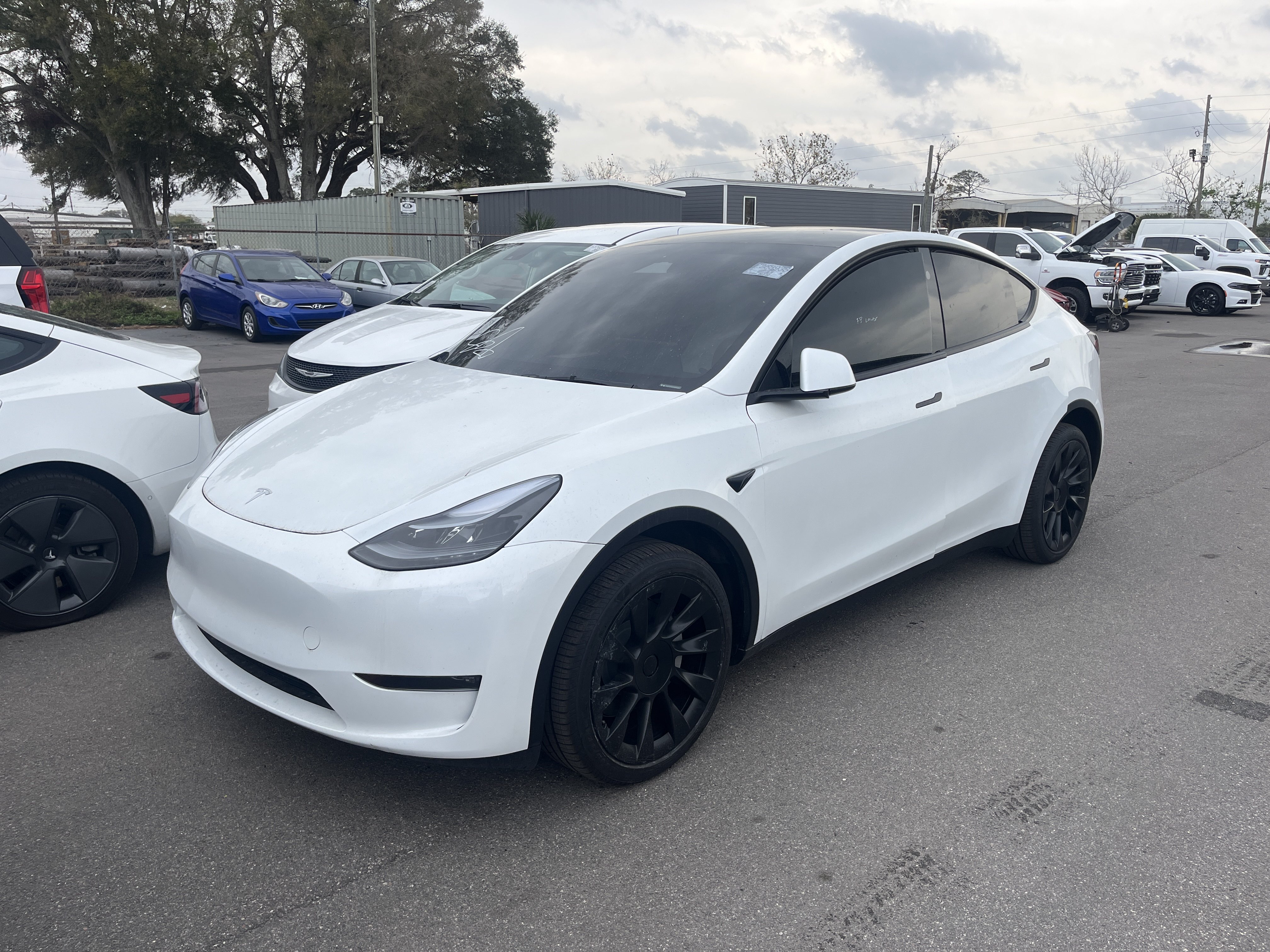 2024 Tesla Model Y Long Range AWD-I